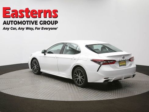 Used 2024 Toyota Camry SE image 59