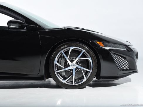 Used 2018 Acura NSX AWD/4WD image 11