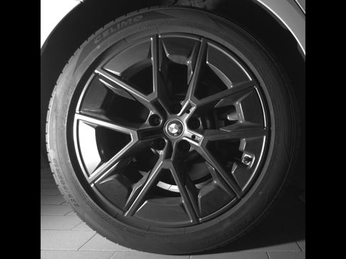 Certified 2024 BMW i4 eDrive35 w/ Premium Package RWD image 25