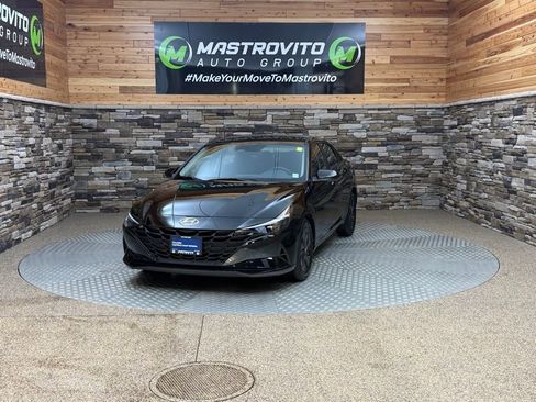 Certified 2023 Hyundai Elantra SEL w/ Cargo Package image 4