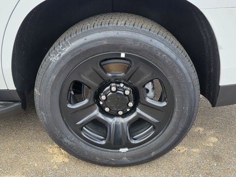 New 2026 Chevrolet Tahoe 4WD image 7