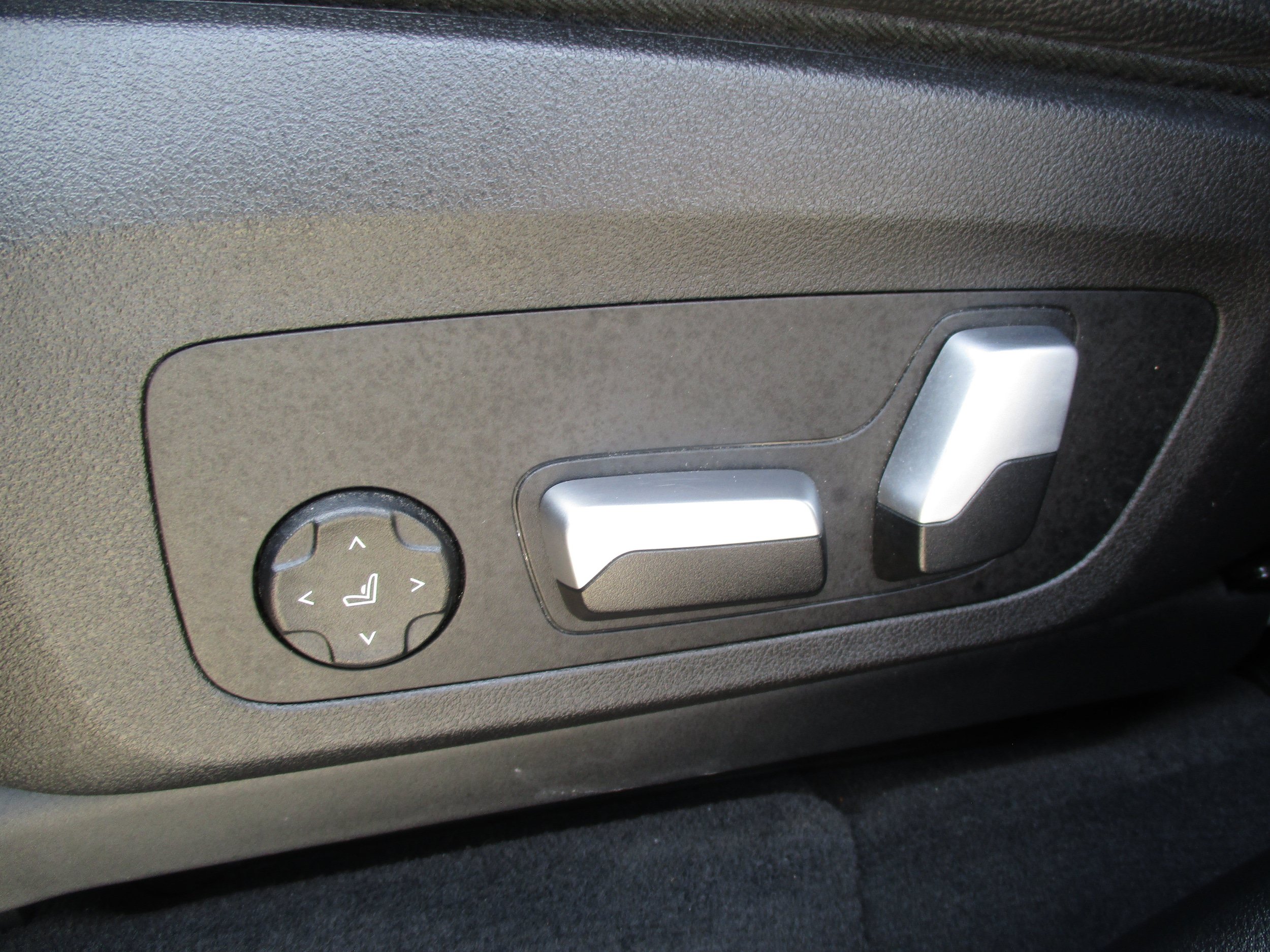 Used 2024 BMW X3 xDrive30i AWD/4WD image 34