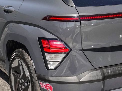 Certified 2024 Hyundai Kona SEL FWD image 8