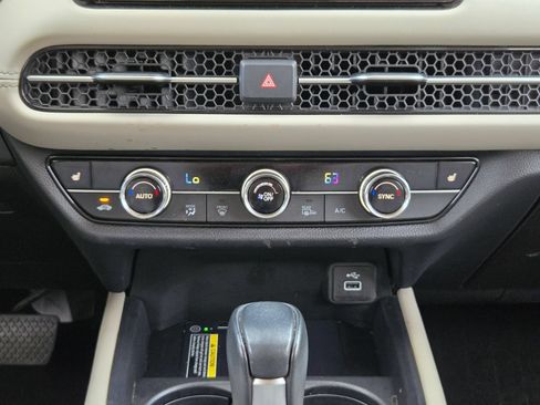 Certified 2025 Honda HR-V EX-L image 18