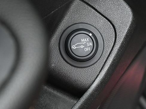 Used 2020 GMC Terrain SLE w/ Driver Convenience Package FWD image 5