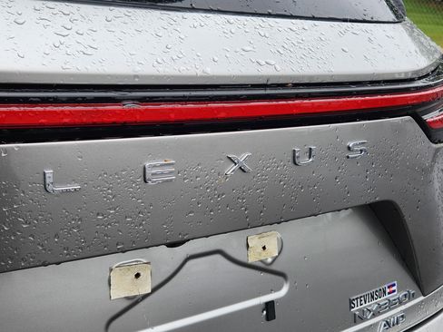Used 2024 Lexus NX 350h AWD image 16
