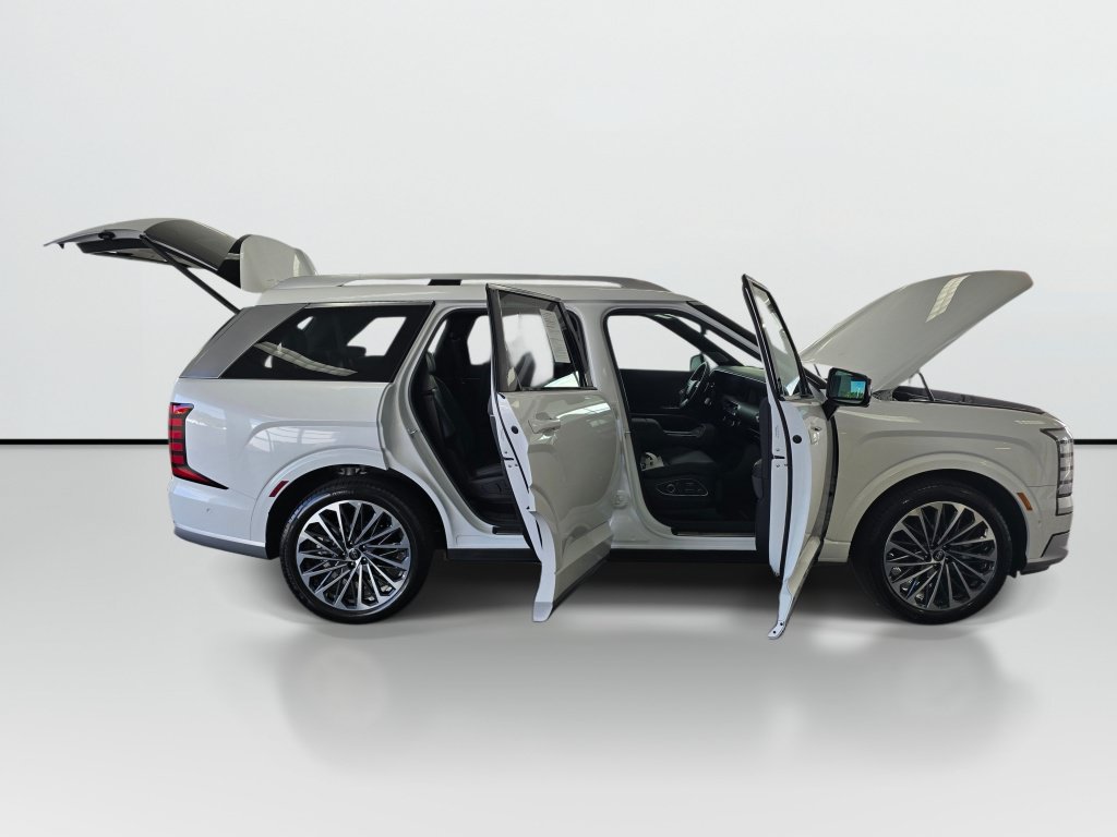 Used 2026 Hyundai Palisade Calligraphy AWD/4WD image 9