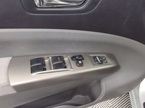 Used 2009 Toyota Prius w/ Pkg 5 FWD image 10