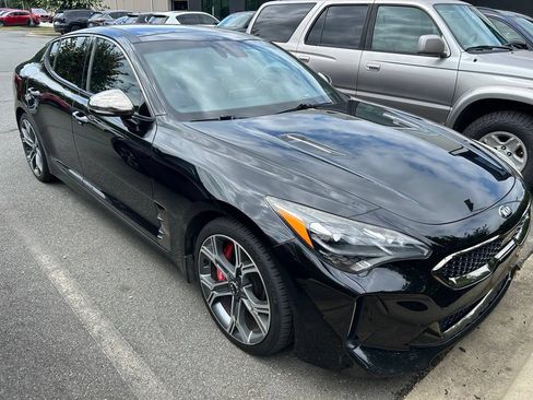 Used 2018 Kia Stinger GT2 AWD/4WD image 8