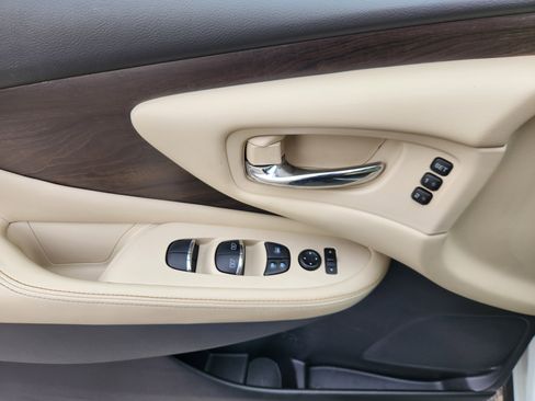 Certified 2022 Nissan Murano Platinum w/ Cargo Package image 18