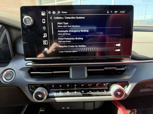 Used 2024 Acura ZDX Type S image 18