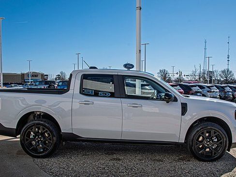 New 2026 Ford Maverick Lariat w/ Black Appearance Package image 6