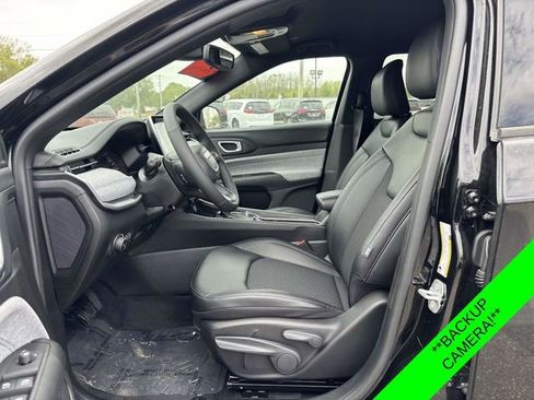 New 2026 Jeep Compass Latitude AWD/4WD image 4