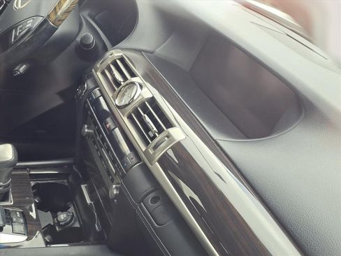 Used 2014 Lexus LS 460 image 10