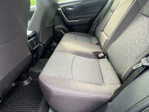 Used 2024 Toyota RAV4 XLE w/ Convenience Package AWD/4WD image 18