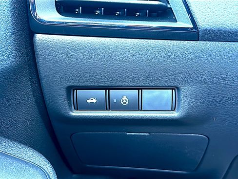 New 2026 Nissan Sentra SV w/ SV Convenience Package FWD image 26