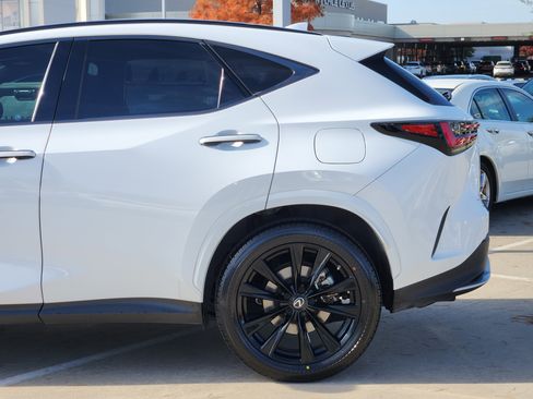 Used 2022 Lexus NX 350 F Sport image 9