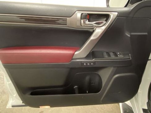 Used 2022 Lexus GX 460 Premium image 12