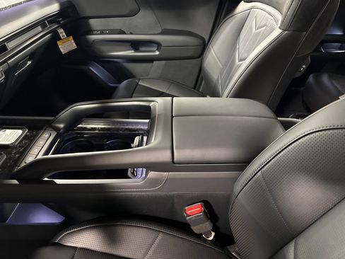 New 2027 Kia Telluride SX Prestige X-Pro AWD/4WD image 22