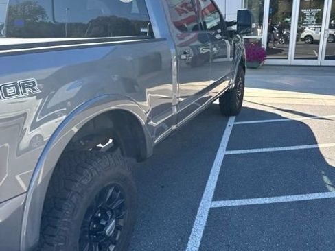 Used 2022 Ford F350 Lariat w/ Tremor Off-Road Package AWD/4WD image 11