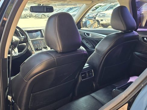 Used 2019 INFINITI Q50 Signature Edition RWD image 18