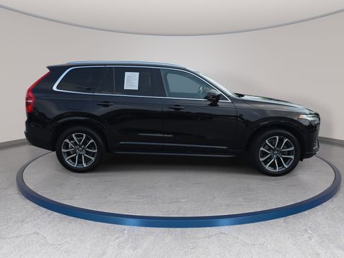 Used 2020 Volvo XC90 T6 Momentum AWD/4WD image 4