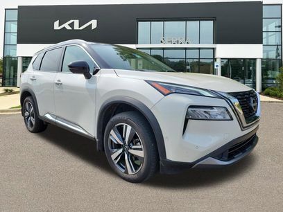 Used 2023 Nissan Rogue SL w/ SL Premium Package