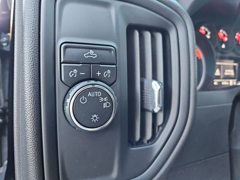 Used 2022 Chevrolet Silverado 1500 Custom image 29