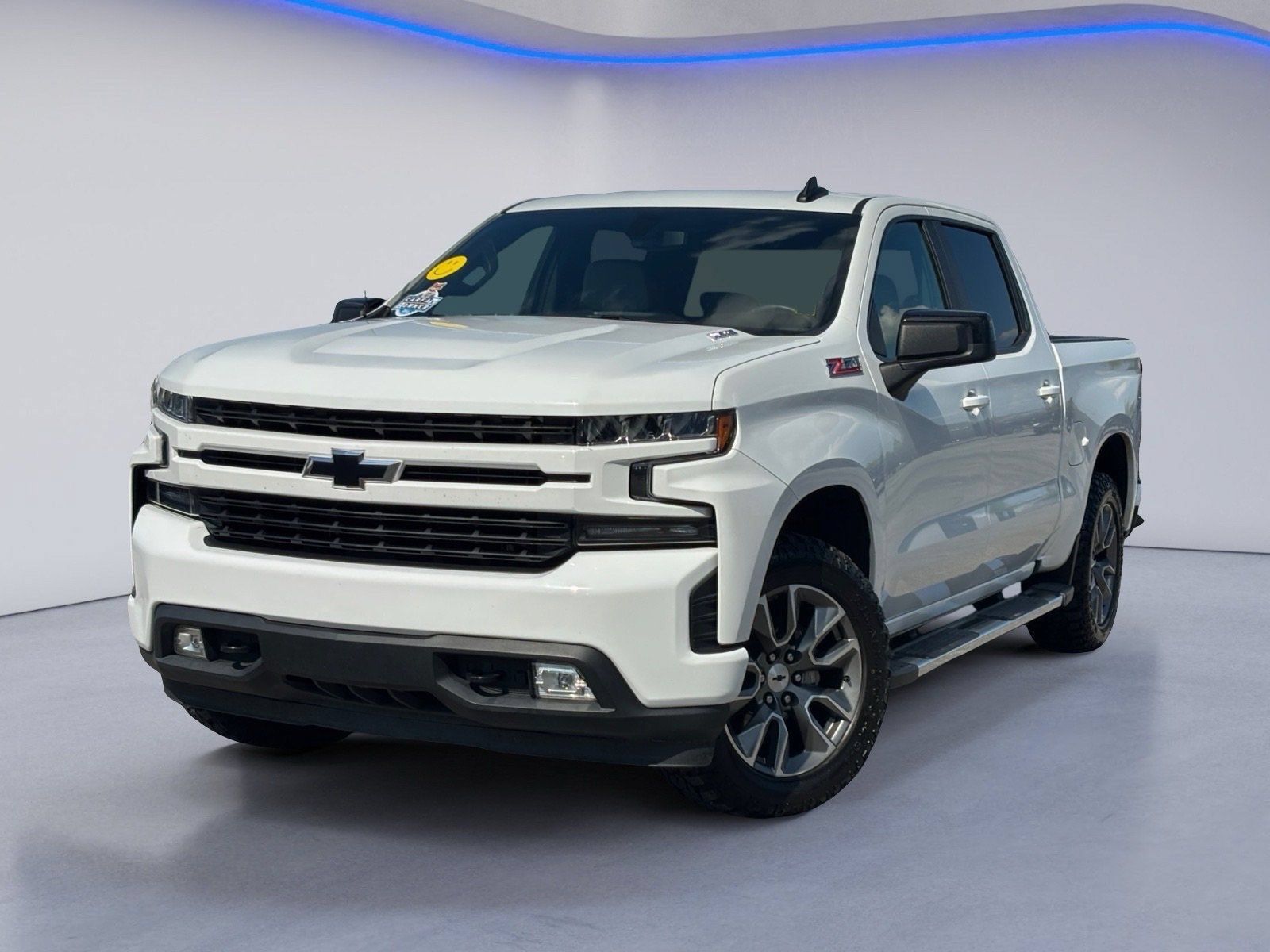 Used 2022 Chevrolet Silverado 1500 RST AWD/4WD image 2