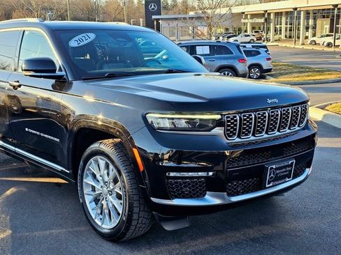 Used 2021 Jeep Grand Cherokee L Summit w/ Luxury Tech Group V AWD/4WD image 2