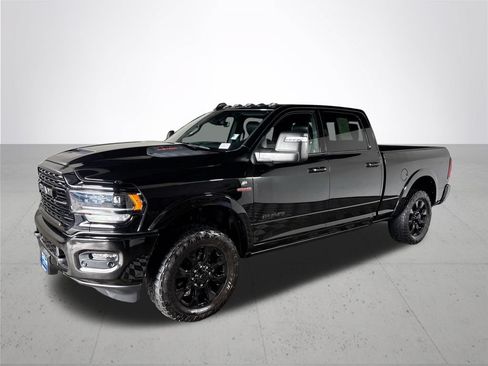Used 2023 RAM 2500 Limited AWD/4WD image 2
