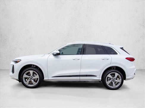 New 2026 Audi Q5 Premium AWD/4WD image 8