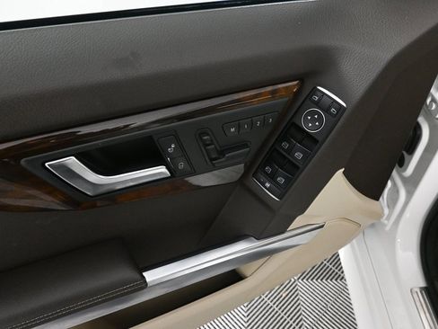 Used 2014 Mercedes-Benz GLK 350 2WD image 8