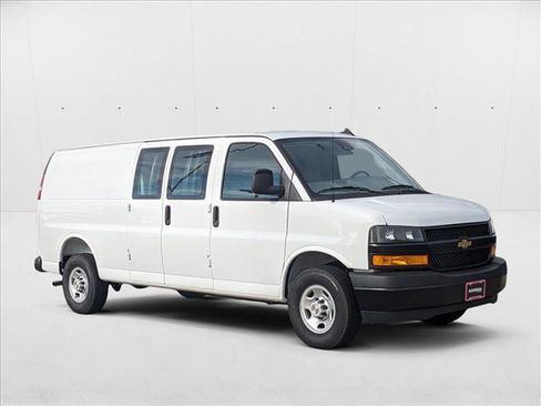 New 2025 Chevrolet Express 3500 Extended w/ Driver Convenience Package image 7