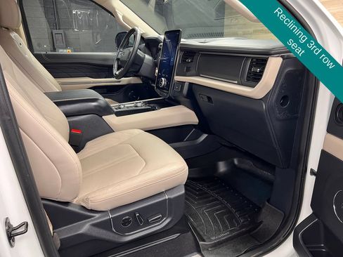 Used 2024 Ford Expedition Max Platinum AWD/4WD image 9