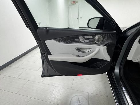 Used 2021 Mercedes-Benz E 450 4MATIC All-Terrain Wagon image 9