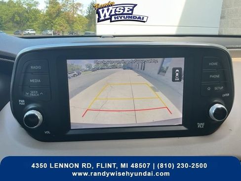 Used 2020 Hyundai Santa Fe SE AWD/4WD image 3