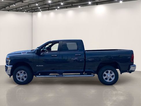 Used 2026 RAM 2500 Big Horn AWD/4WD image 4