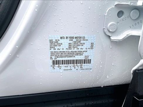 New 2026 Ford Explorer Active w/ Active Comfort Package image 8