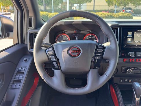 New 2026 Nissan Frontier Pro-X w/ Pro-X Convenience Package image 11