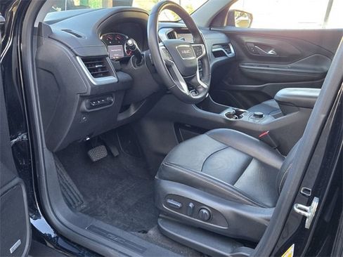 Certified 2022 GMC Terrain SLT w/ Infotainment Package II image 13