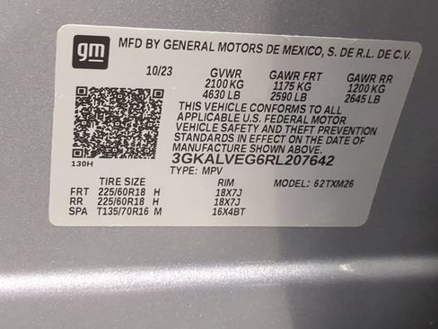 Used 2024 GMC Terrain SLT w/ Infotainment Package II AWD/4WD image 42