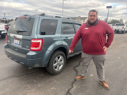 Used 2010 Ford Escape Limited image 19