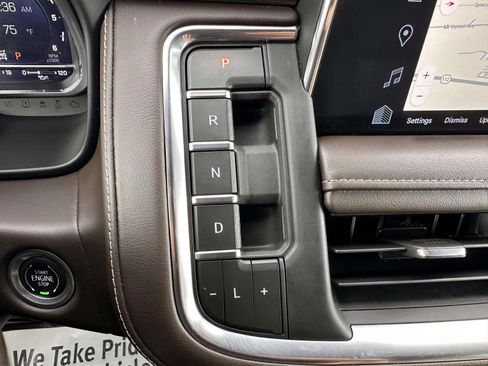 Used 2022 Chevrolet Tahoe LT w/ Luxury Package AWD/4WD image 24