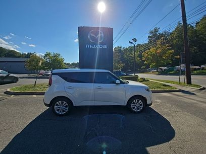Used 2023 Kia Soul LX