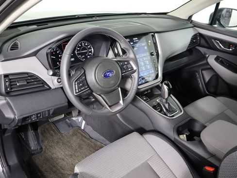 Used 2025 Subaru Outback Premium AWD/4WD image 27