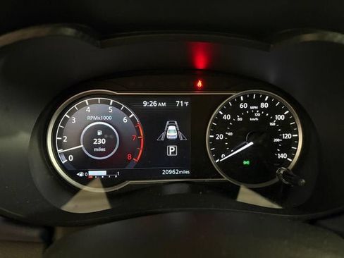 Used 2024 Nissan Versa SV w/ Trunk Package FWD image 16