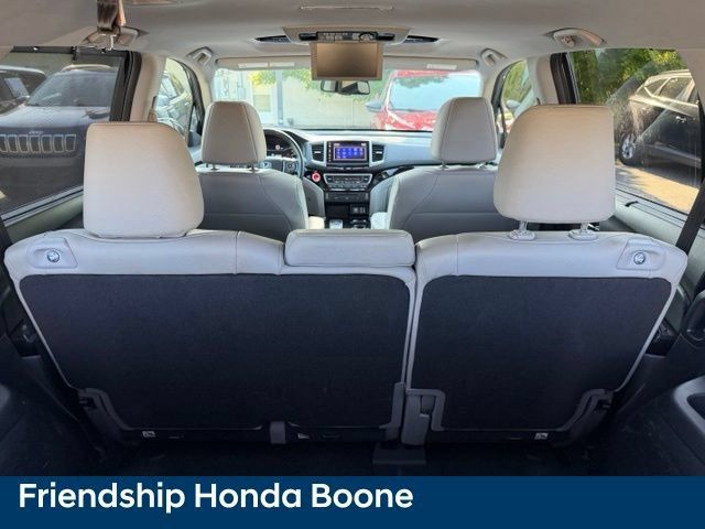 Used 2017 Honda Pilot Touring image 43