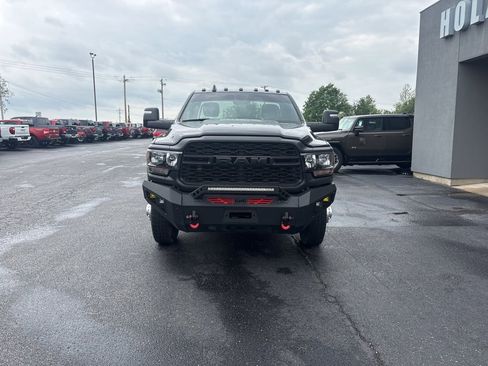 Used 2024 RAM 3500 Tradesman AWD/4WD image 3