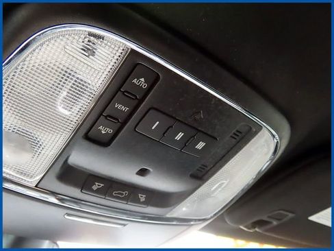 Certified 2018 Jeep Grand Cherokee Limited AWD/4WD image 19